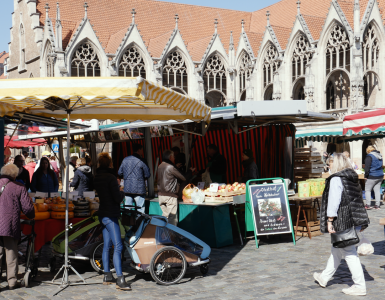 Marktstände auf dem Altstadtrathaus