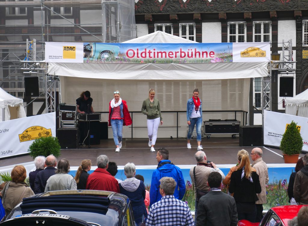 Modenschau modeautofruehling Braunschweig