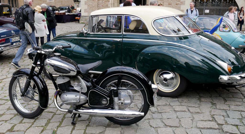 altes Motorrad Braunschweig Burgplatz