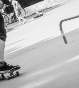 Skateplatz mit Skater