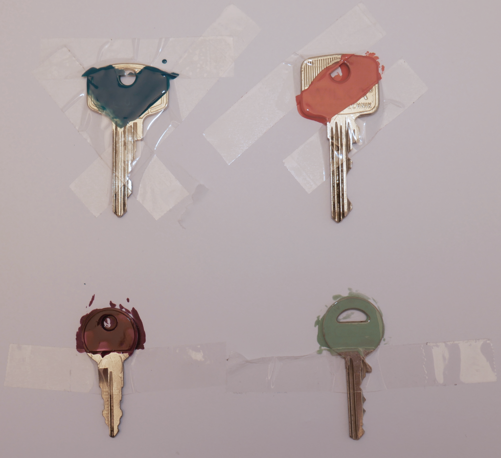 Schlüssel mit nagellack