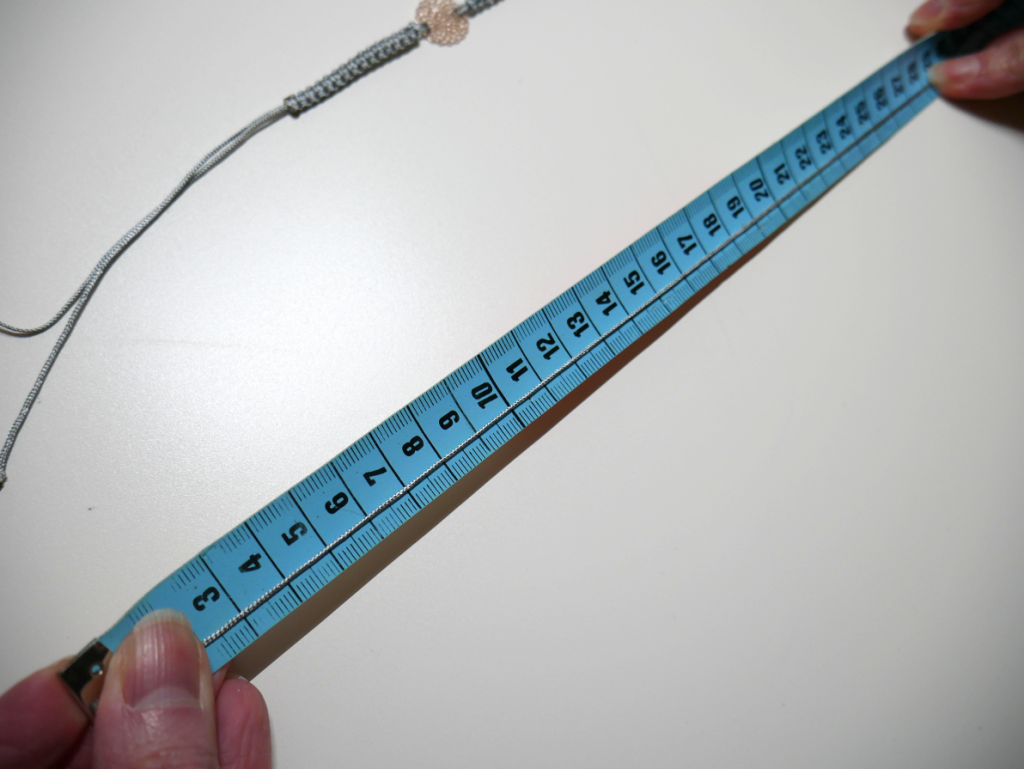 Maßband mit Nylonfaden