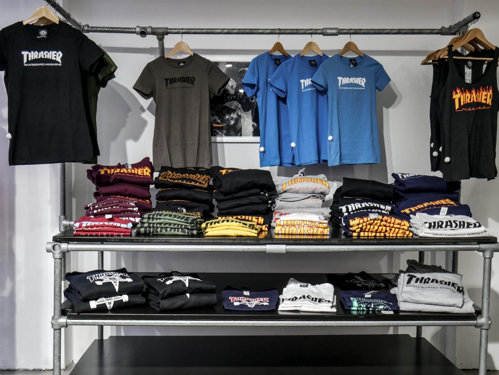 Große Auswahl an Thrasher Shirts und Pullis