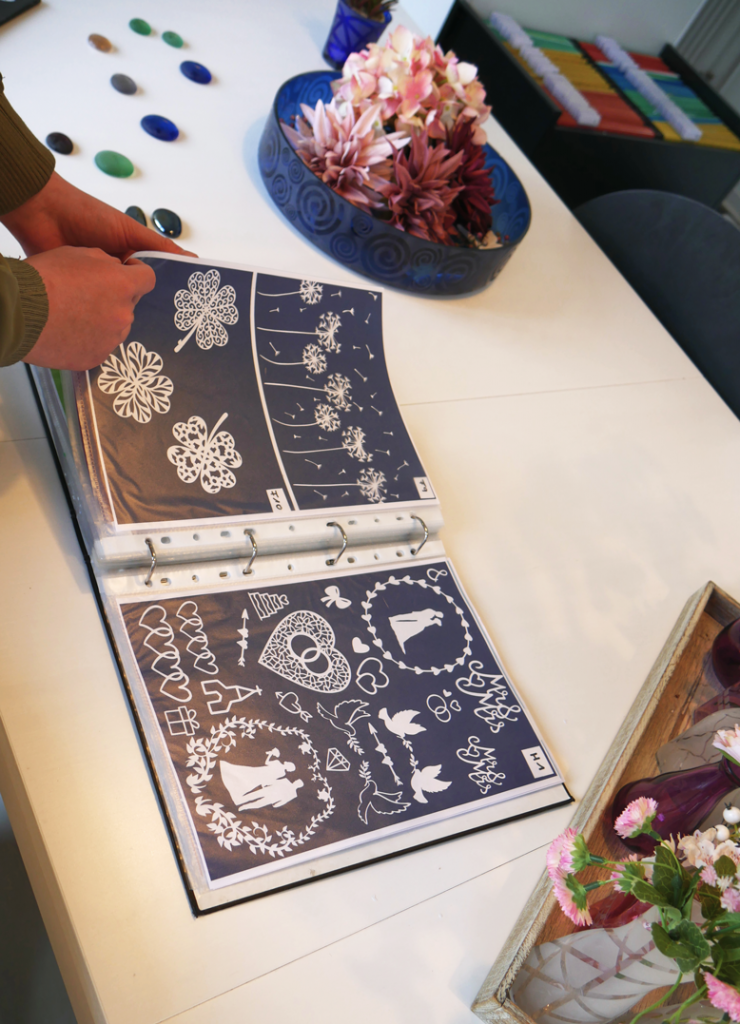 Aufkleber Hochzeit und Blumen