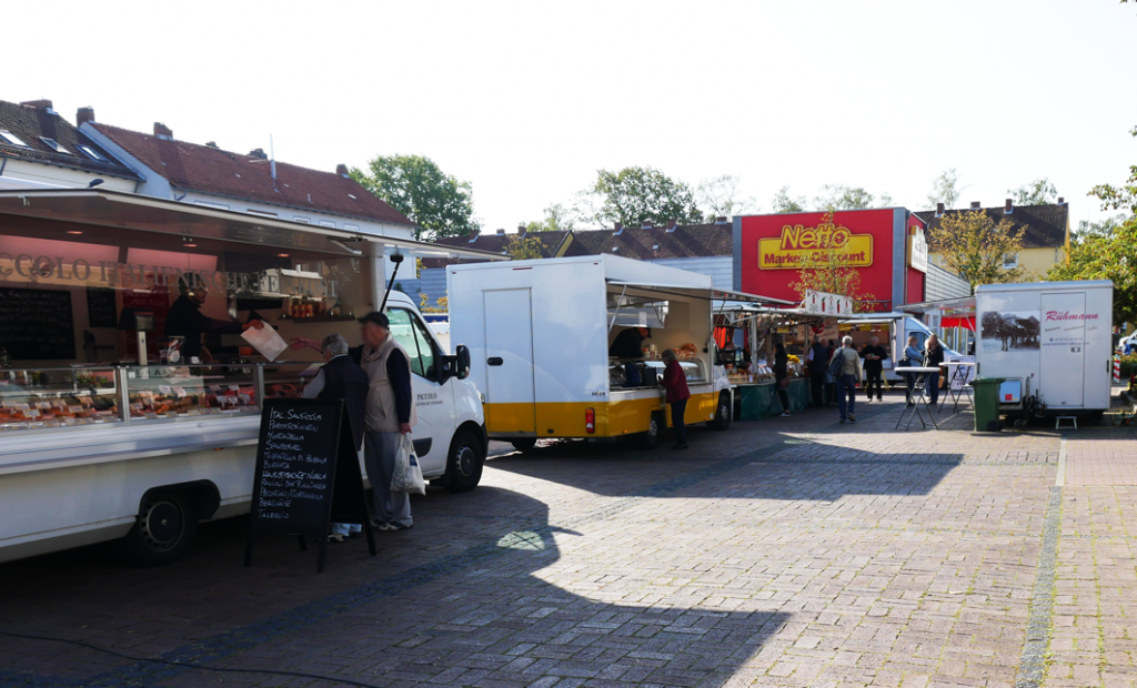 Wochenmarkt auf dem Westfahlenplatz