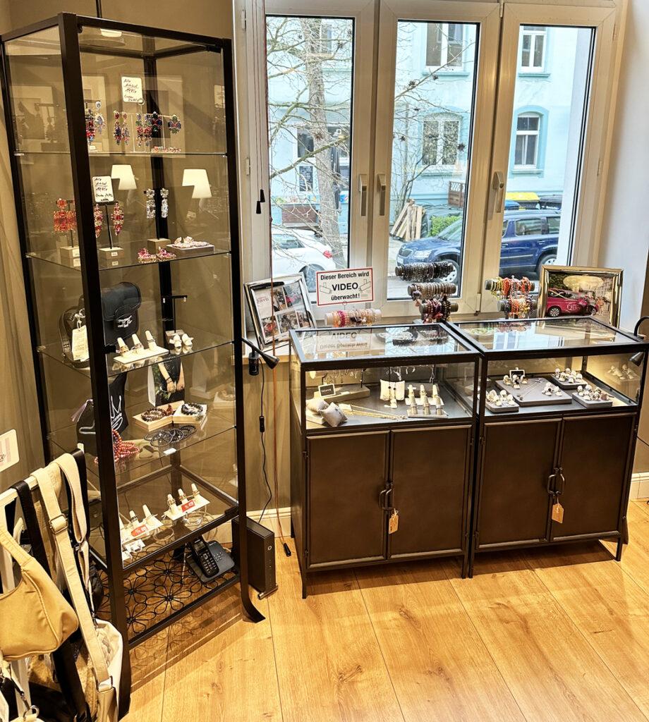 Schmuckvitrinen